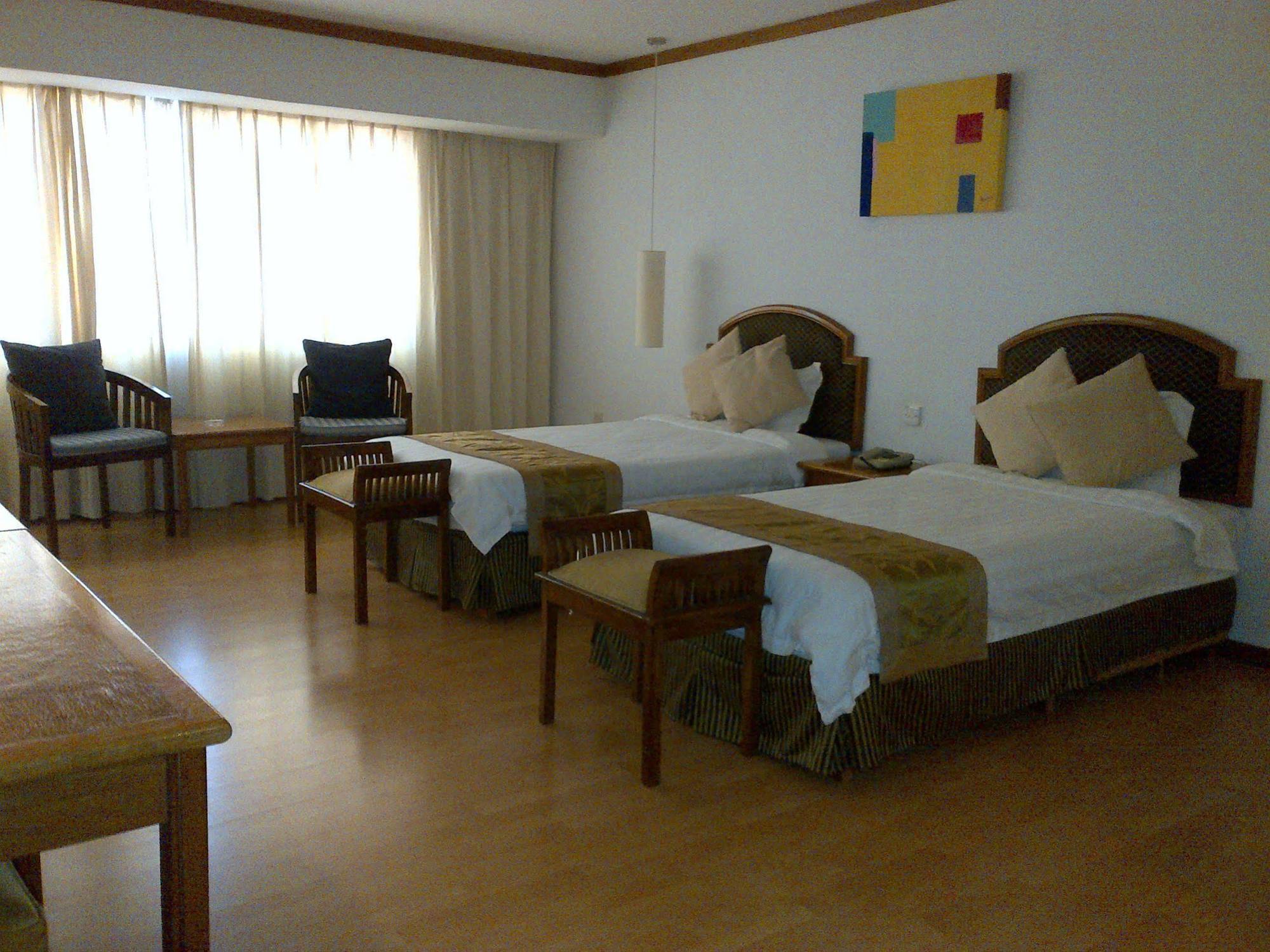 Kemena Plaza Hotel Bintulu Exterior photo